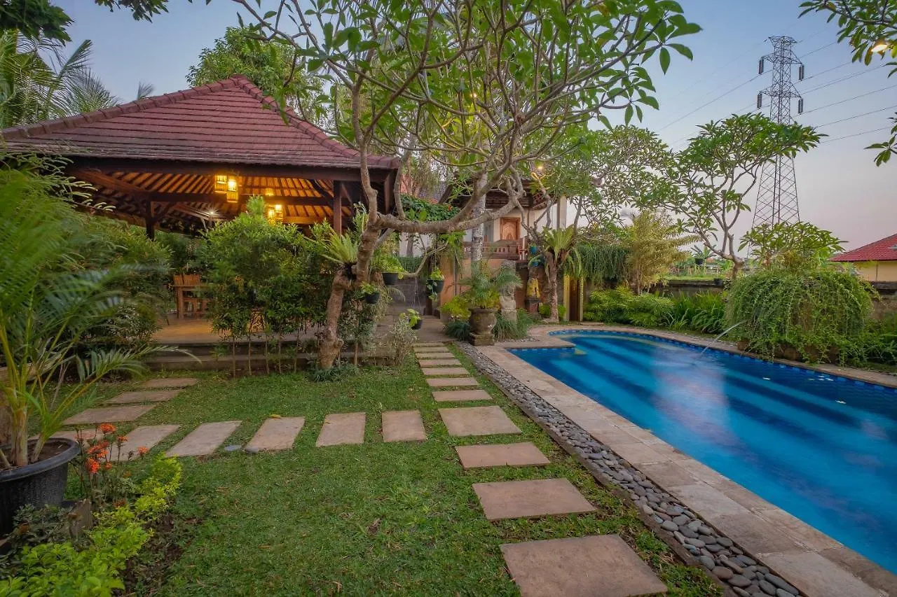 Puri Cili Villa Ubud 3*, 乌布